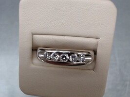  Gent's Gold-Diamond Wedding Band